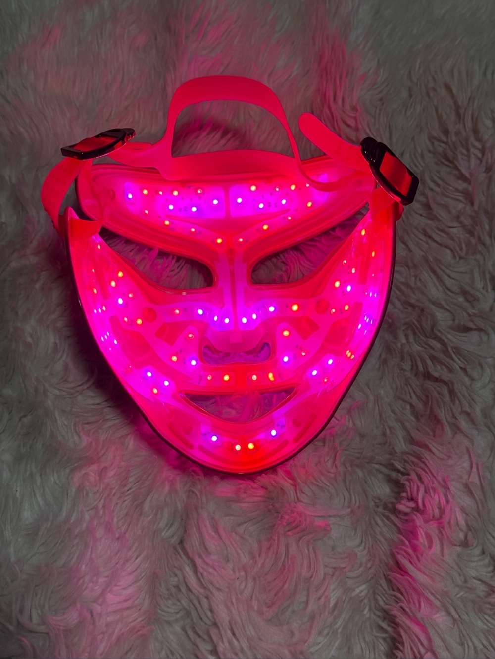 Dr. Dennis Gross DRx SpectraLite FaceWare Pro LED Light Therapy Mask - Picture 7 of 8